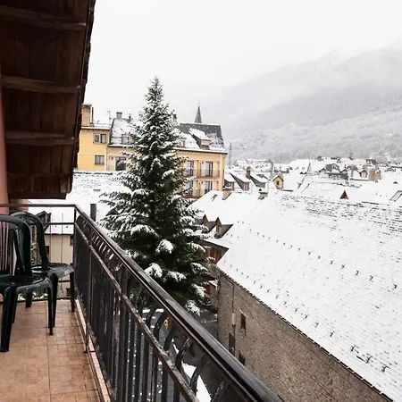 Nau Pradets Hotel 2*