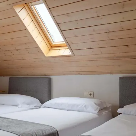 Nau Pradets Hotel 2*